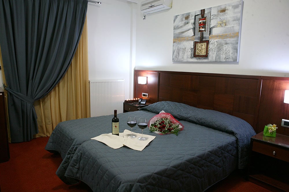 Omiros Luxury Hotel – Boutique Ξενοδοχείο 3 Αστέρων στα Λουτρά Αιδηψού, Δίπλα στις Ιαματικές Πηγές και την Παραλία - φωτογραφία 2