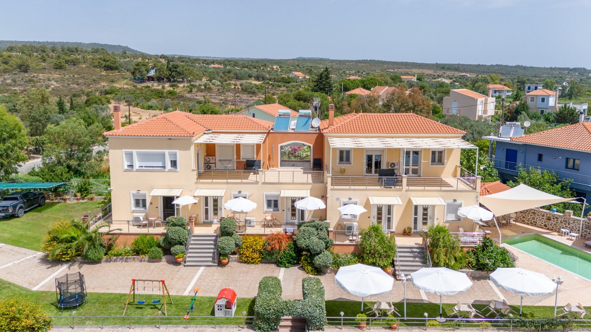 Palaiologou Panorama Apartments – Πολυτελή Διαμερίσματα Επάνω στο Κύμα, Μανταμάδος Λέσβου