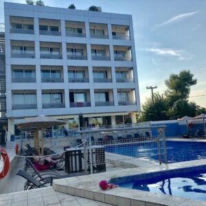 ΚΩΝΣΤΑΝΤΙΝΟΣ ΒΑΚΙΡΤΖΗΣ ΑΝΩΝΥΜΗ ΤΟΥΡΙΣΤΙΚΗ ΞΕΝΟΔΟΧΕΙΑΚΗ ΕΤΑΙΡΙΑ – ΞΕΝΟΔΟΧΕΙΟ ΔΕΛΦΙΝΙΑ - ΑΓΙΟΙ ΑΠΟΣΤΟΛΟΙ ΚΑΛΑΜΟΥ 0, 19014  ΚΑΛΑΜΟΣ