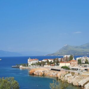 9 QUEENS THERMAL SPA SUITES HOTEL - ΦΡΥΝΗΣ 9, 34300  ΛΟΥΤΡΑ ΑΙΔΗΨΟΥ