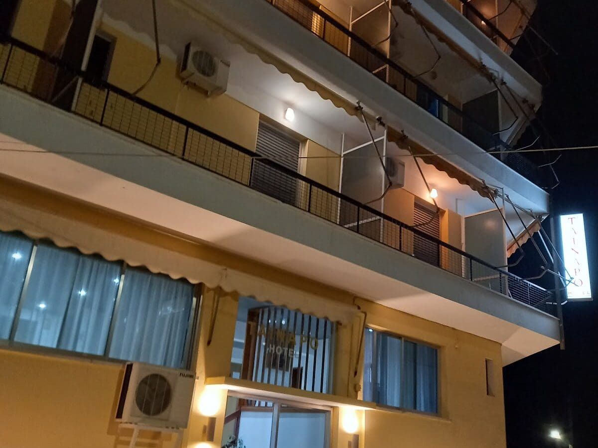 ΤΑΙΝΑΡΟ - ΙΠΠΟΚΡΑΤΟΥΣ 0, 34300  ΛΟΥΤΡΑ ΑΙΔΗΨΟΥ