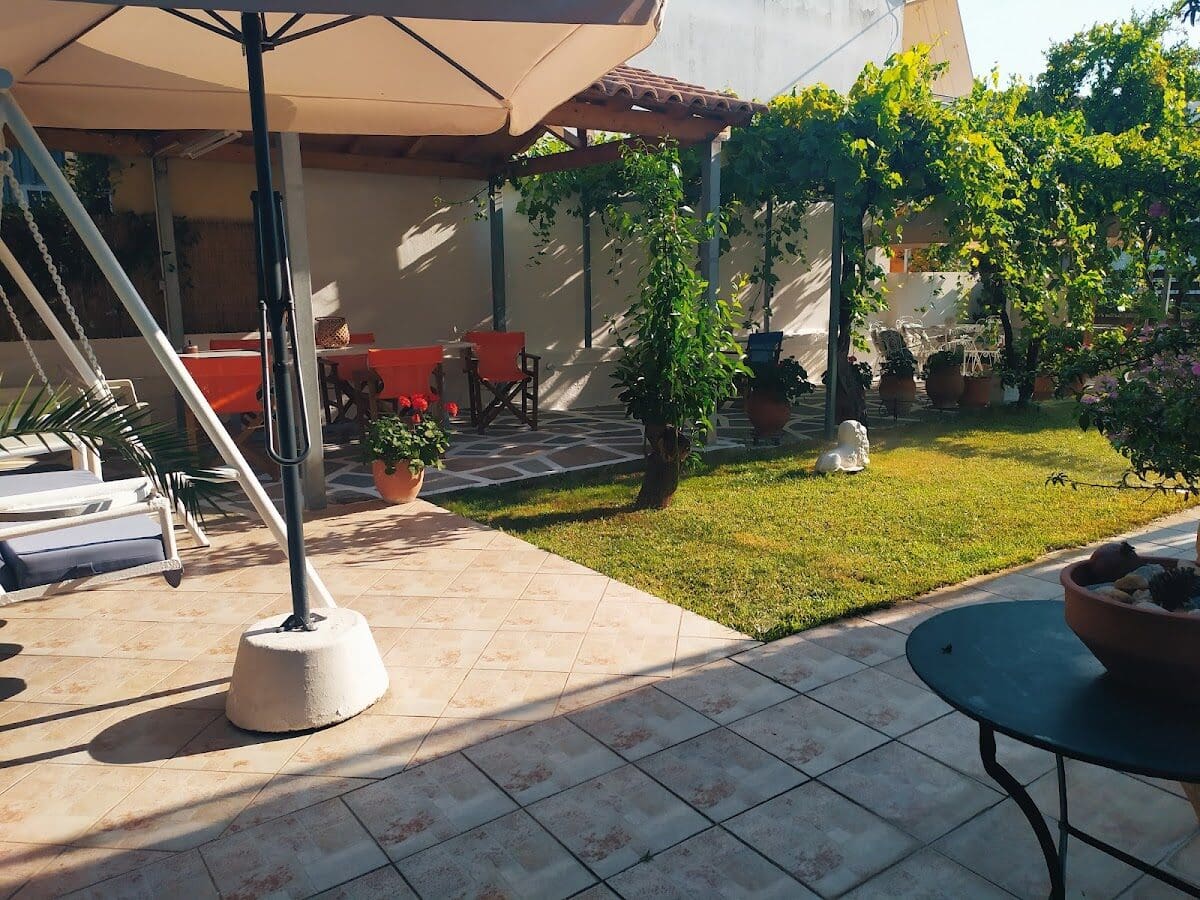 AGGELIKI-SMARO STUDIOS