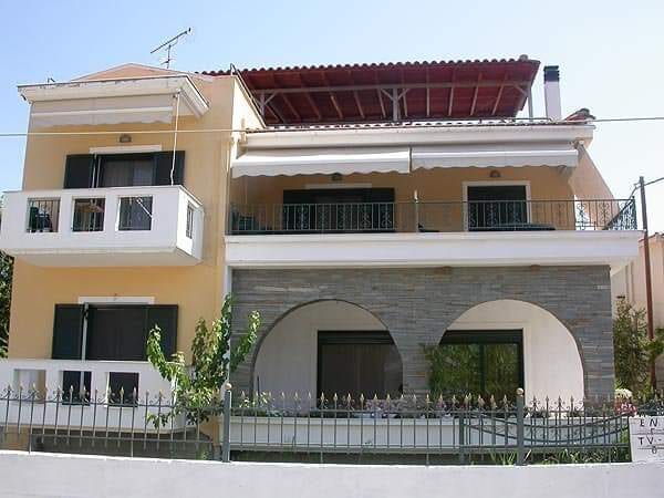 VILLA ANNAS - ΠΕΥΚΙ 0, 34200  ΙΣΤΙΑΙΑ
