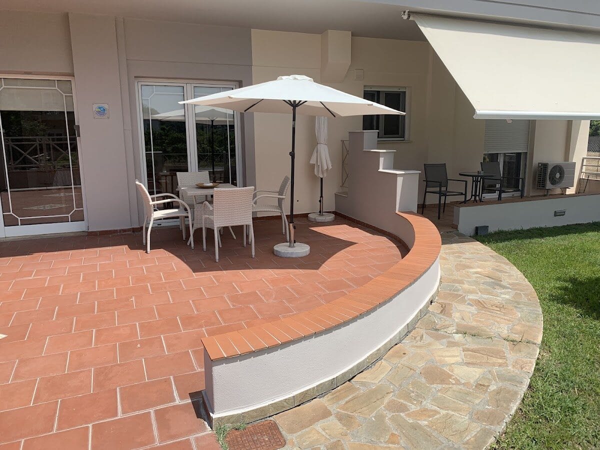 HOTEL AKI