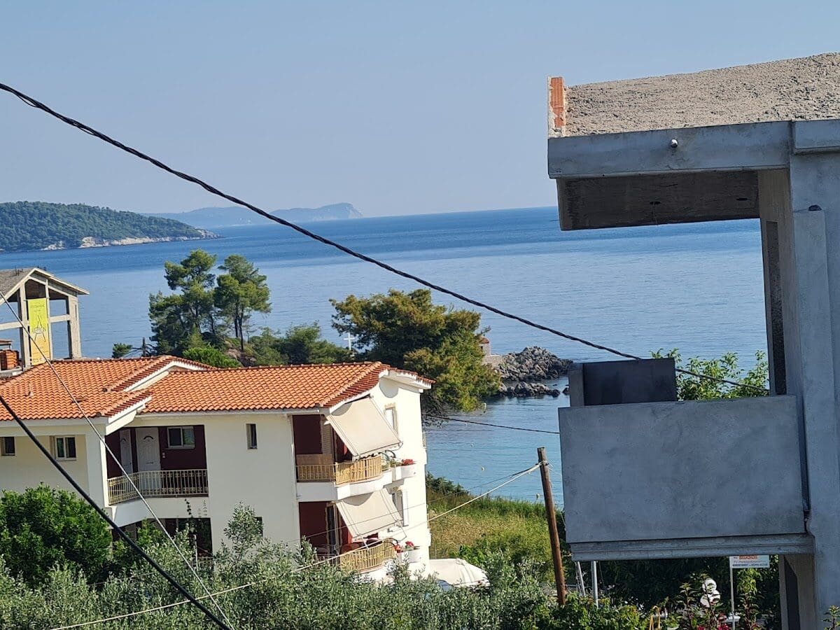ΚΟΥΒΕΛΗ ΒΑΣΙΛΙΚΗ - ΠΑΡΑΛΙΑ ΕΛΛΗΝΙΚΩΝ 0, 34200  ΙΣΤΙΑΙΑ