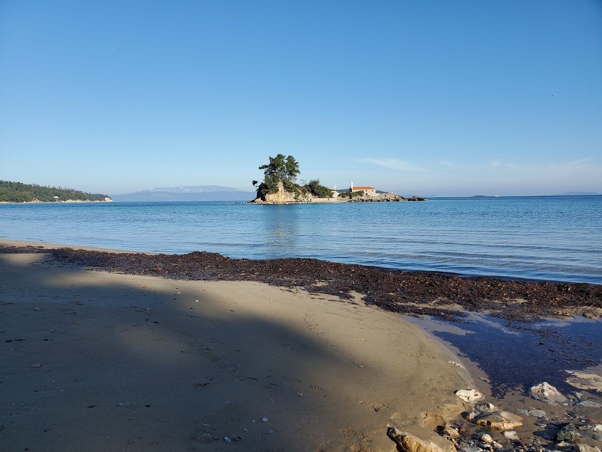 ΚΟΥΒΕΛΗ ΒΑΣΙΛΙΚΗ - ΠΑΡΑΛΙΑ ΕΛΛΗΝΙΚΩΝ 0, 34200  ΙΣΤΙΑΙΑ