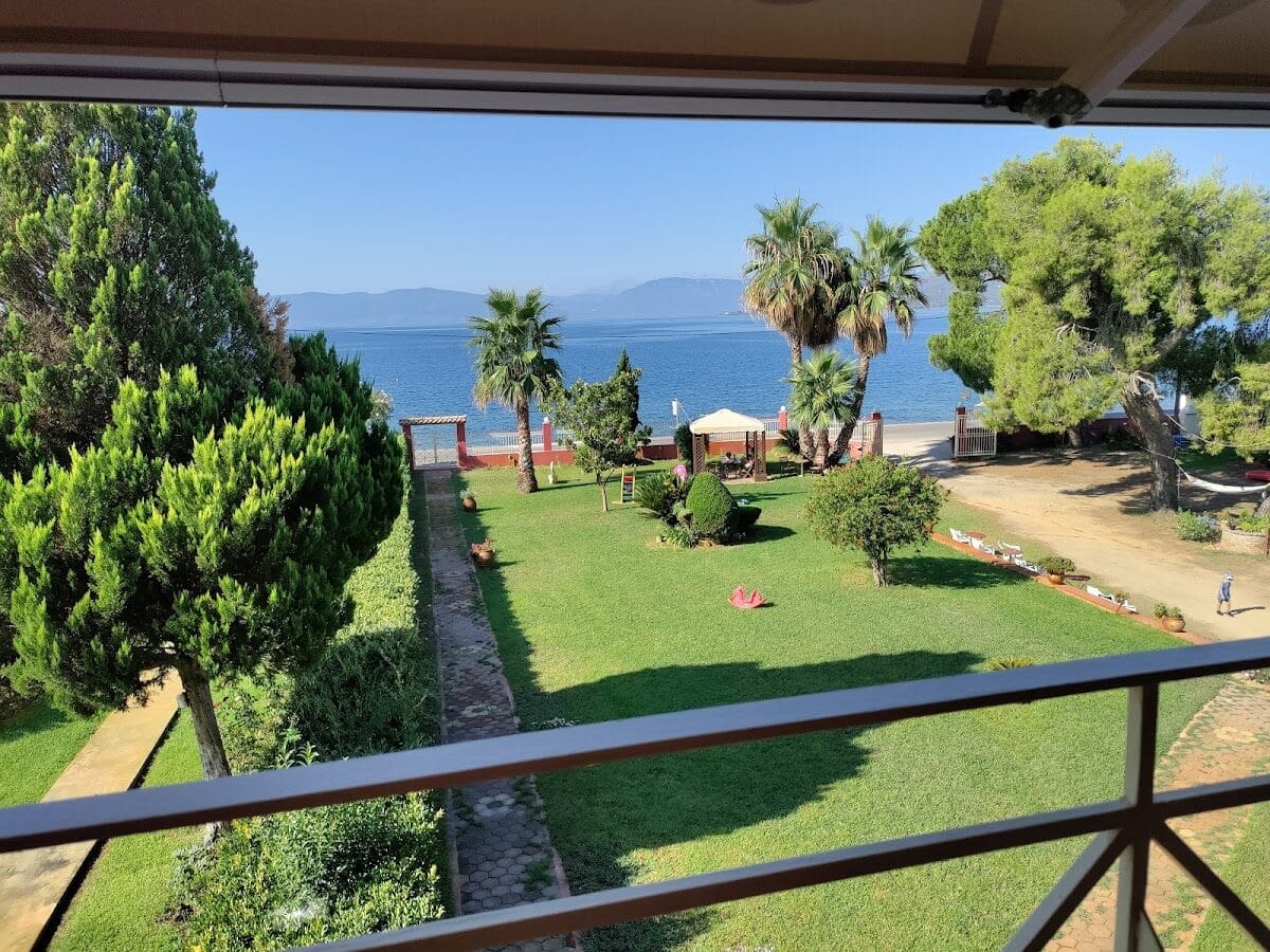 STUDIOS MARIAGINI - AGIOS NIKOLAOS 0, 34300 LOUTRA EIDIPSOU