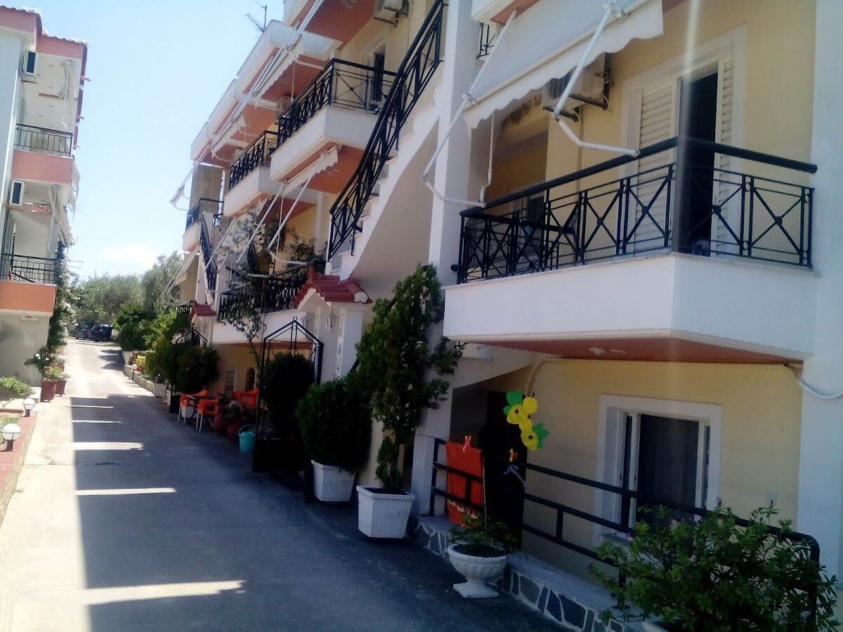 STUDIOS BLANA