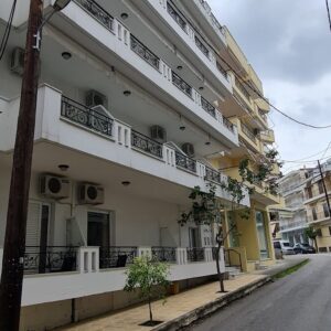 KAPOLOS BUDGET - ΗΡΑΚΛΕΟΥΣ  23, 34300  ΛΟΥΤΡΑ ΑΙΔΗΨΟΥ