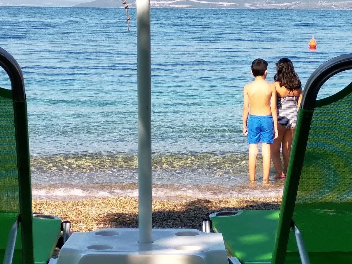 MARMARON ROOMS - ΑΓΙΟΚΑΜΠΟΣ 0, 34300  ΛΟΥΤΡΑ ΑΙΔΗΨΟΥ