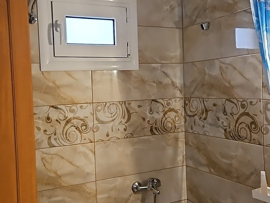 ΣΤΑΜΟΥΛΟΥ ΓΕΩΡΓΙΑ - ΡΟΒΙΕΣ 0, 34005  ΛΙΜΝΗ