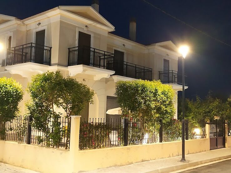 ΗΛΙΔΑ ΚΟΥΡΟΥΤΑ STUDIOS - ΚΟΥΡΟΥΤΑ 0, 27200  ΑΜΑΛΙΑΔΑ