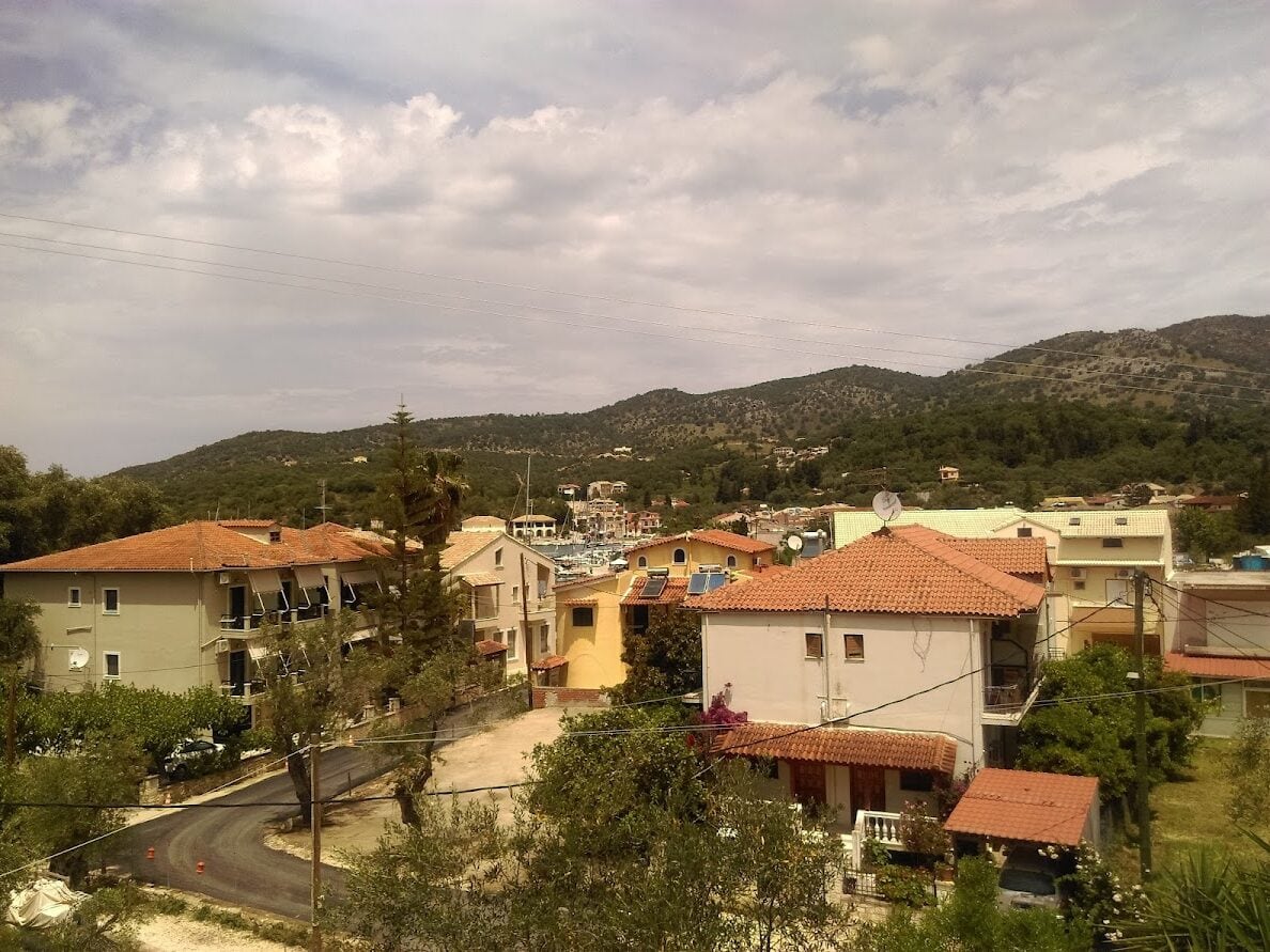 ΜΟΙΡΙΣΚΛΑΒΟΣ ΚΩΝ. ΕΥΑΓΓΕΛΟΣ - ΣΥΒΟΤΑ 0, 46100 ΣΥΒΟΤΑ ΗΓΟΥΜΕΝΙΤΣΑ