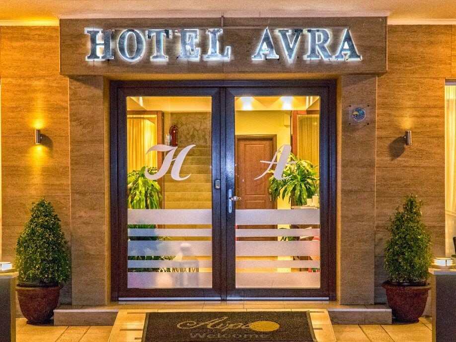 AVRA HOTEL