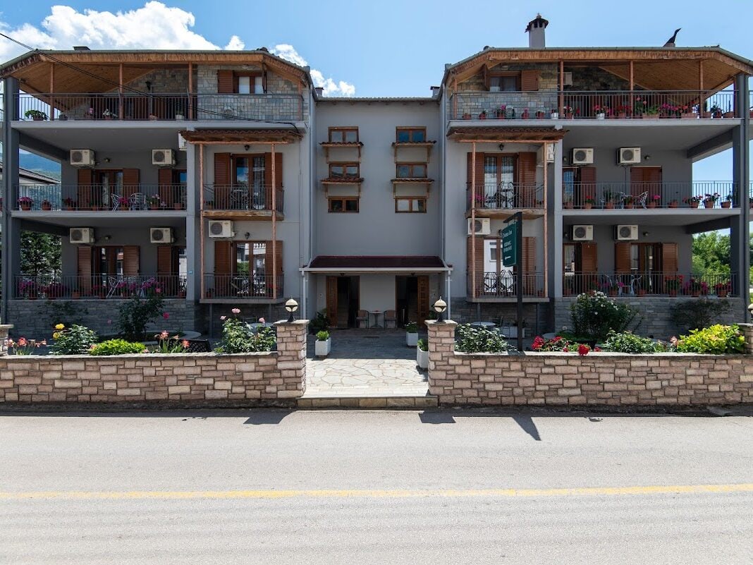 DOMUS INN - 25ΗΣ ΜΑΡΤΙΟΥ (ΠΕΡΑΜΑ) 38, 45445 ΠΕΡΑΜΑ  ΙΩΑΝΝΙΝΑ