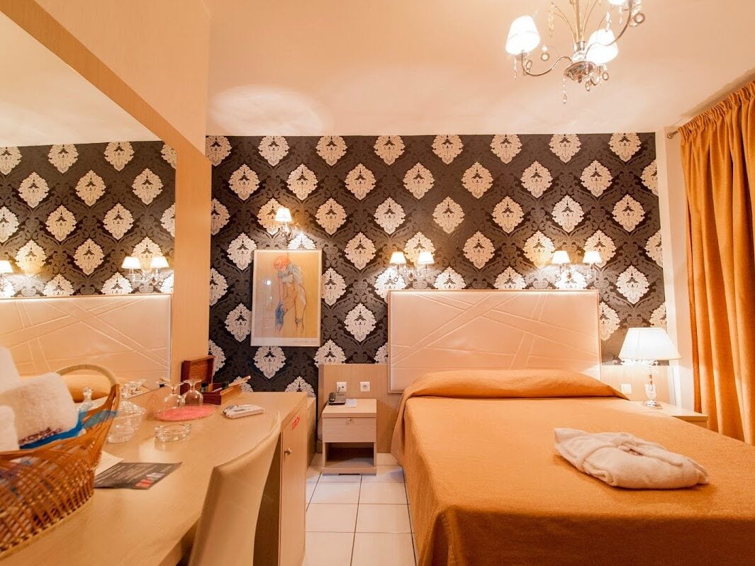 SUITES HOTEL APARTMENTS - ΣΤΑΥΡΟΥ ΝΙΑΡΧΟΥ 10, 45332 ΙΩΑΝΝΙΝΑ/ΙΩΑΝΝΙΝΑ ΙΩΑΝΝΙΝΑ