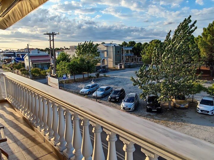 IRINI APARTMENTS