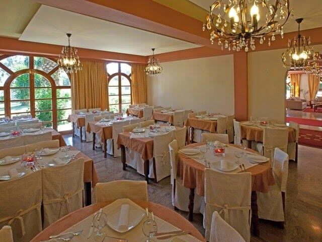 HOTEL MILTON - ΡΟΔΑ 0, 49100  ΚΕΡΚΥΡΑ
