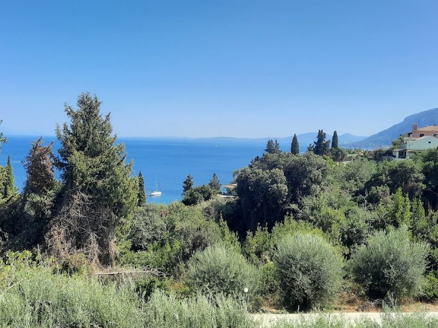 ΑΠΟΣΤΟΛΟΣ  ΕΛΕΝΗ ΟΙΚΟΓΕΝΕΙΑΚΑ ΚΑΤΑΛΥΜΑΤΑ - ΠΕΡΑΜΑ ΓΑΣΤΟΥΡΙΟΥ 0, 49084  ΚΑΣΤΕΛΛΑΝΟΙ ΜΕΣΗΣ