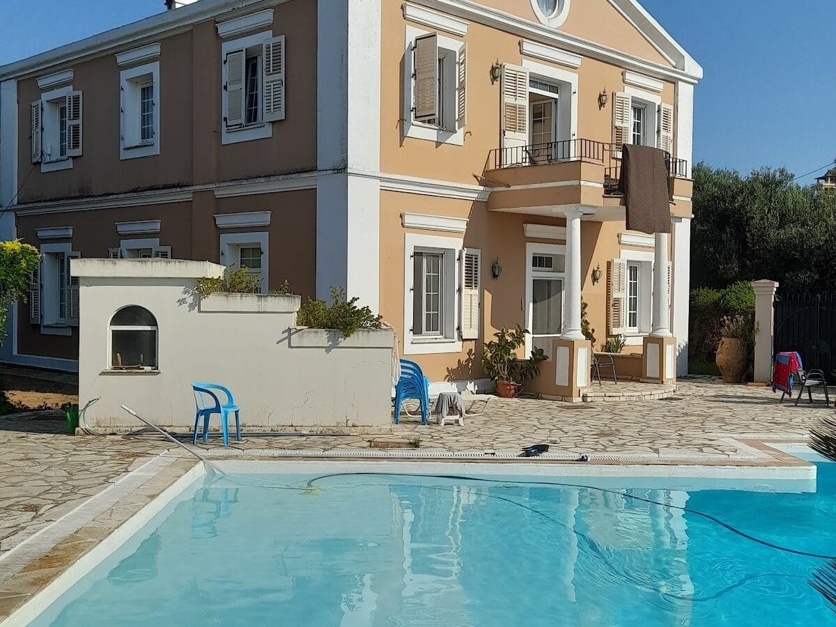 ΞΕΝΟΔΟΧΕΙΟ ΑΙΓΛΗ