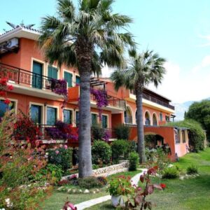 SUNRISE INN - ΚΟΥΝΤΟΥΡΑΤΑ 0, 28083 ΟΙΚΙΣΜΟΣ ΛΕΙΒΑΘΟΥΣ ΠΕΣΑΔΑΣ-ΚΟΥΝΤΟΥΡΑΤΩΝ ΚΕΡΑΜΕΙΕΣ