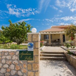 SPEDION VILLASSERVICES - ΠΕΣΣΑΔΑ 0, 28100 ΠΕΣΣΑΔΑ ΑΡΓΟΣΤΟΛΙ