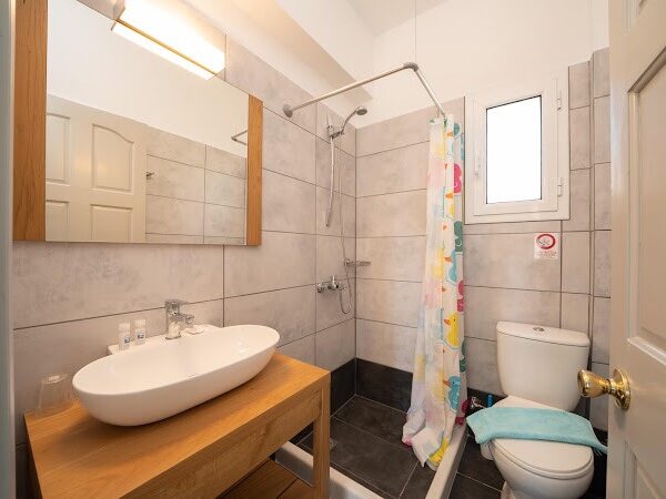IRIS APARTMENTS - ΜΗΝΙΕΣ 0, 28100