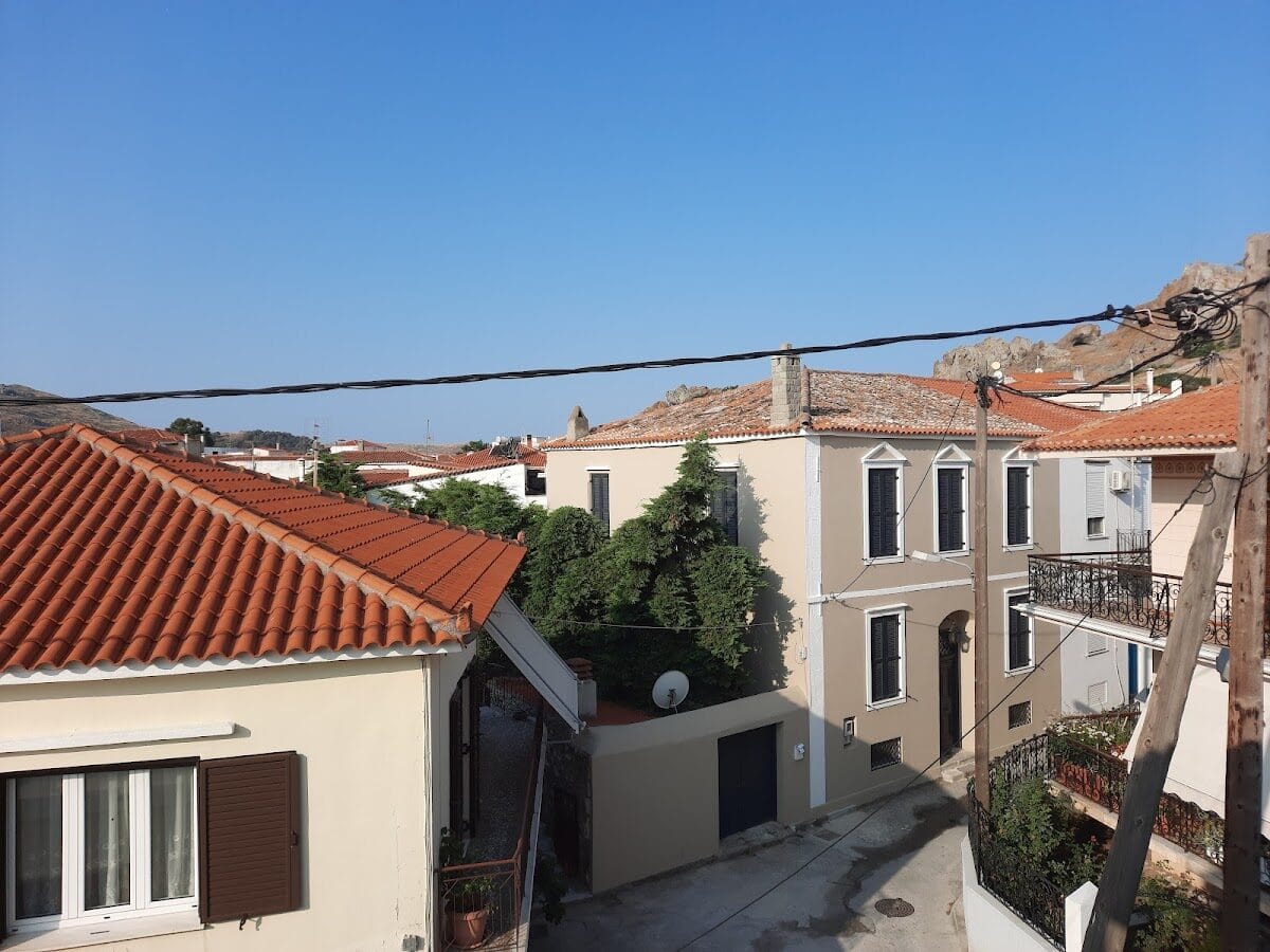ΚΑΤΣΑΡΑΚΗΣ ΑΝΤ. ΓΕΩΡΓΙΟΣ - ΕΒΓΑΤΗ ΚΟΝΤΙΑΣ 0, 81400  ΜΥΡΙΝΑ