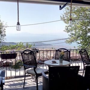 ΘΕΟΔΩΡΑ - ΜΑΚΡΙΝΙΤΣΑ 20m ΠΡΙΝ ΤΗΝ  ΠΛATEIA 0, 37011 ΜΑΚΡΙΝΙΤΣΑ  ΠΟΡΤΑΡΙΑ