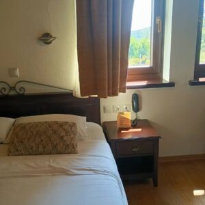 ΞΕΝΟΔΟΧΕΙΟ ΜΥΡΟΒΟΛΙ - ΜΗΛΙΕΣ  0, 37010 ΠΗΛΙΟ ΒΟΛΟΣ