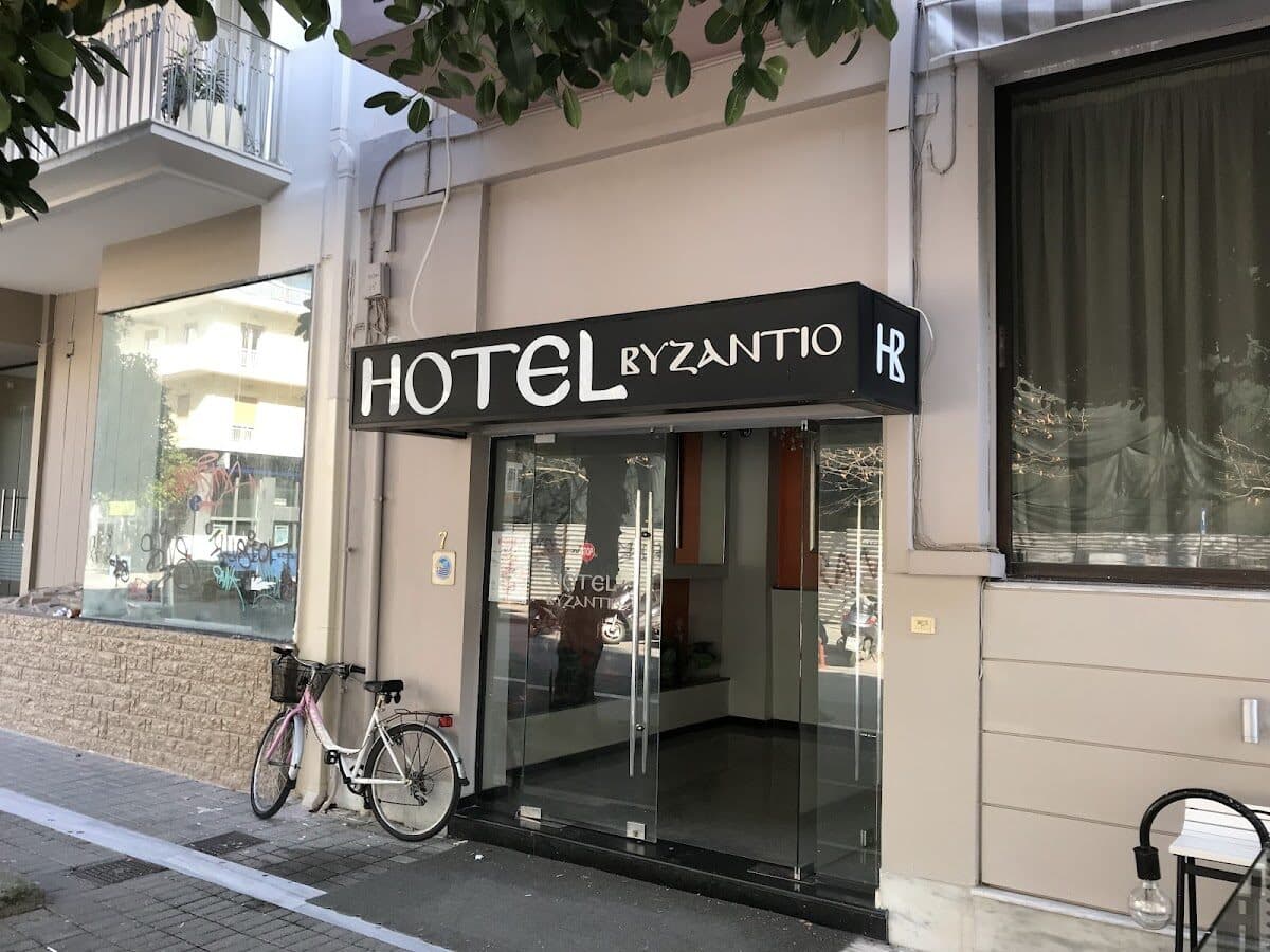 KALAMATA CITY CENTER - ΣΙΔΗΡΟΔΡΟΜΙΚΟΥ ΣΤΑΘΜΟΥ 7, 24100  ΚΑΛΑΜΑΤΑ