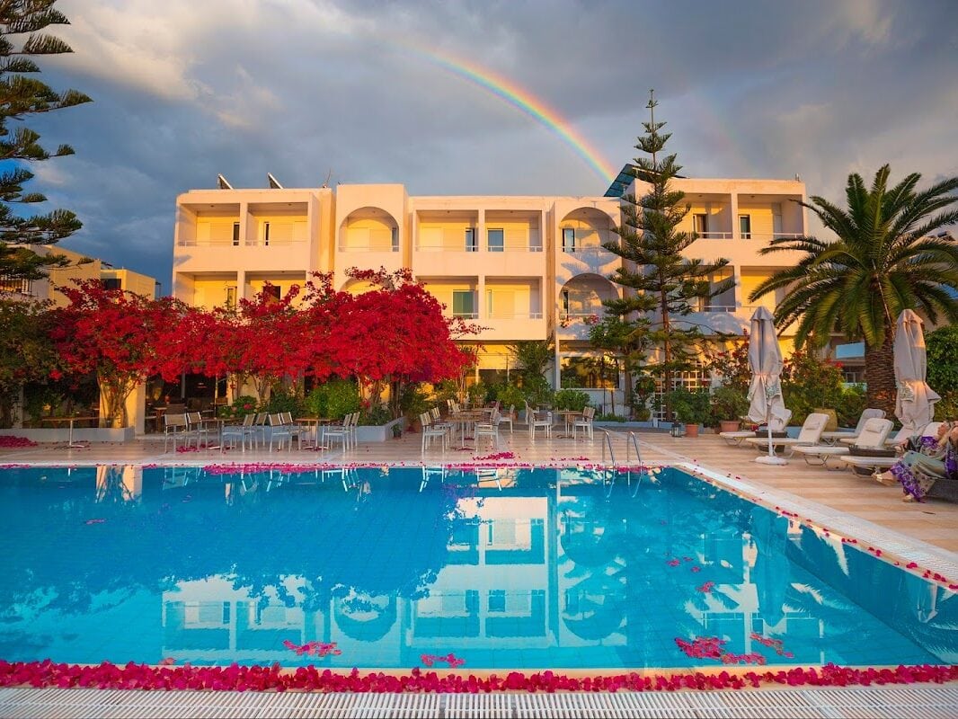 KYPARISSIA BEACH HOTEL - ΛΙΜΑΝΙ ΚΥΠΑΡΙΣΣΙΑΣ 0, 24500 ΚΥΠΑΡΙΣΙΑ ΚΥΠΑΡΙΣΣΙΑ