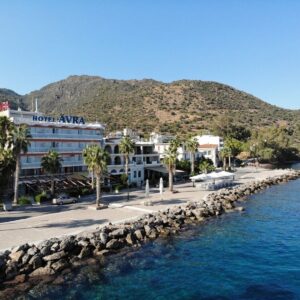 HOTEL AVRA - ΑΚΤΗ ΣΑΡΩΝΙΚΟΥ 24, 18030 ΜΕΘΑΝΑ ΜΕΘΑΝΑ