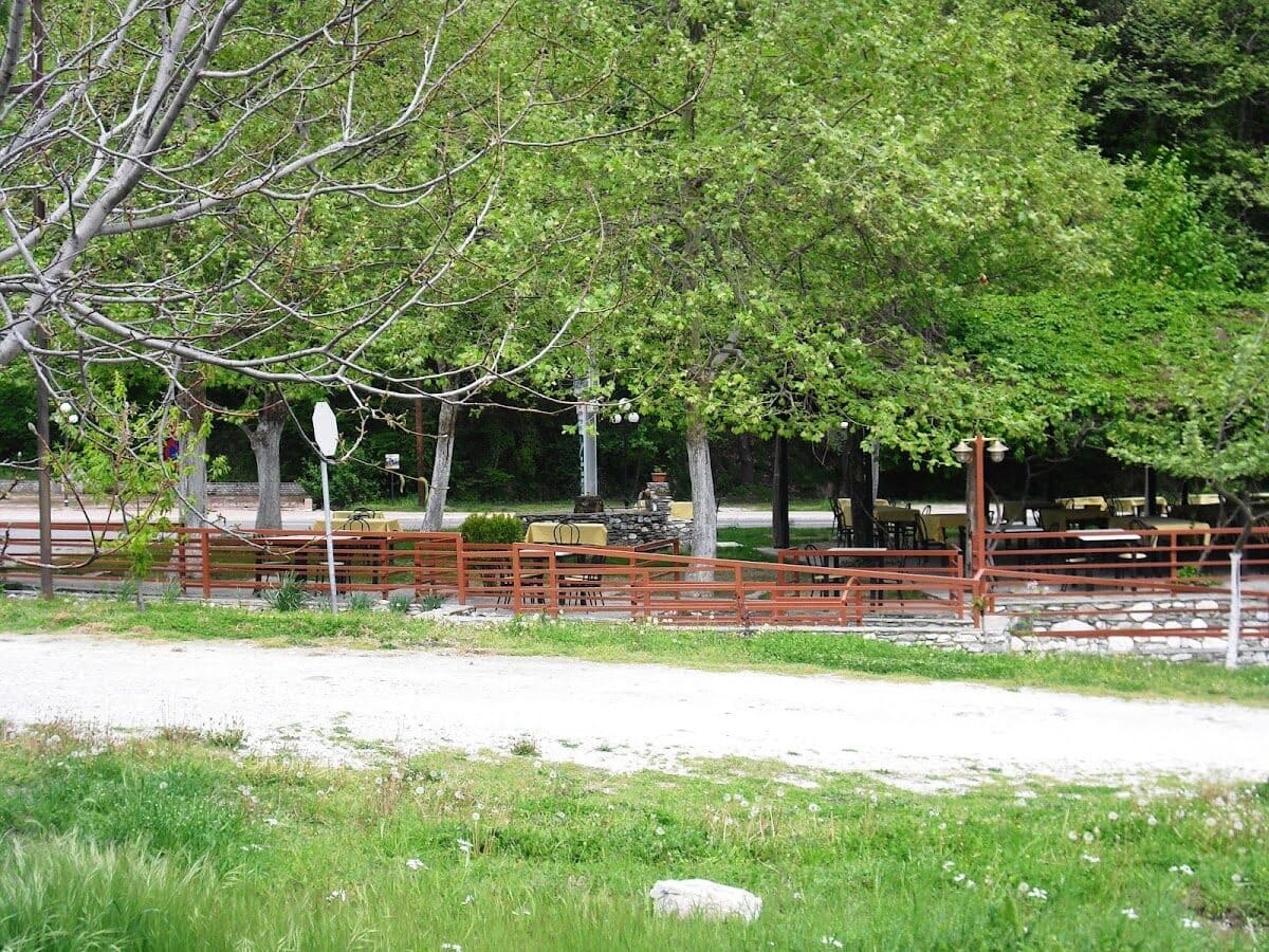 ΤΟ ΧΩΡΙΑΤΙΚΟ - ΛΟΥΤΡΑΚΙ 0, 58400 ΛΟΥΤΡΑΚΙ ΑΡΙΔΑΙΑ