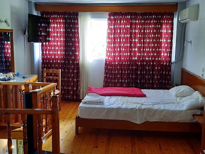 HOTEL GALANIS - ΕΓΝΑΤΙΑΣ 17, 60065  ΠΛΑΤΑΜΩΝΑΣ