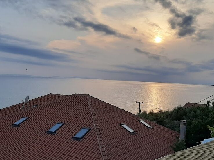 SUNRISE - ΠΑΡΑΛΙΑ ΛΟΥΤΣΑΣ 0, 48062 ΠΑΡΑΛΙΑ ΛΟΥΤΣΑΣ ΚΑΝΑΛΛΑΚΙ