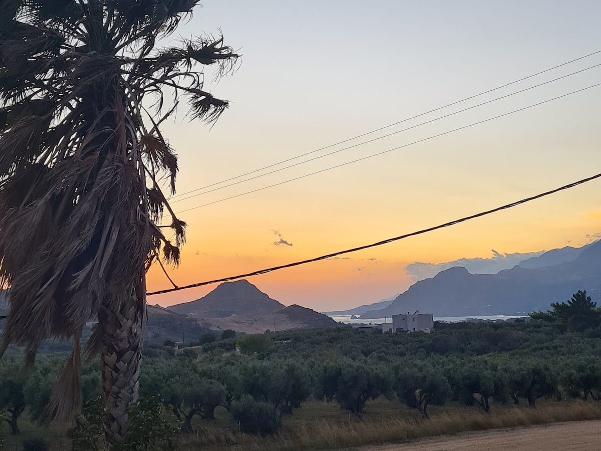 ΤΟ ΛΙΒΑΔΙ - ΛΕΥΚΟΓΕΙΑ 0, 74060 ΡΕΘΥΜΝΟ ΡΕΘΥΜΝΟ