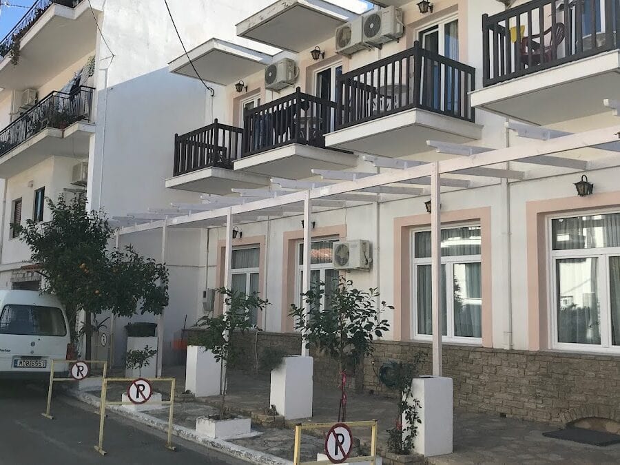 ΑΝΘΟΥΣΑ - ΠΛΑΤΕΙΑ ΓΡΗΓΟΡΙΟΥ Ε 3, 83100 ΣΑΜΟΣ ΣΑΜΟΣ