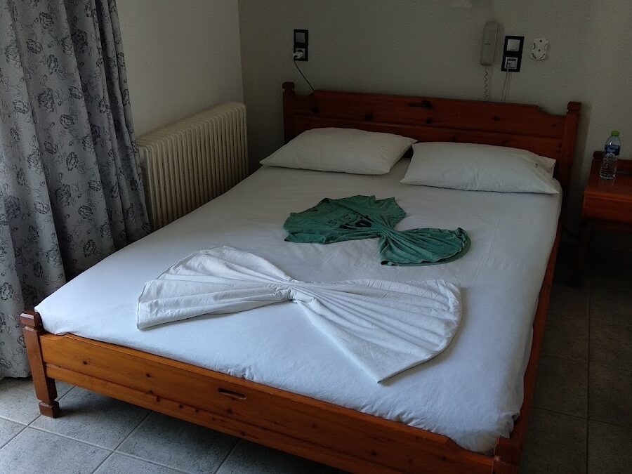 OLYMPIA SA - FINIKAS 0, 84100 FINIKAS SYROS
