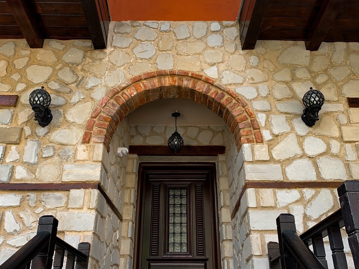 ELENA GUESTHOUSE - ΚΑΛΑΜΠΑΚΑ ΚΑΝΑΡΗ 4, 42200  ΚΑΛΑΜΠΑΚΑ