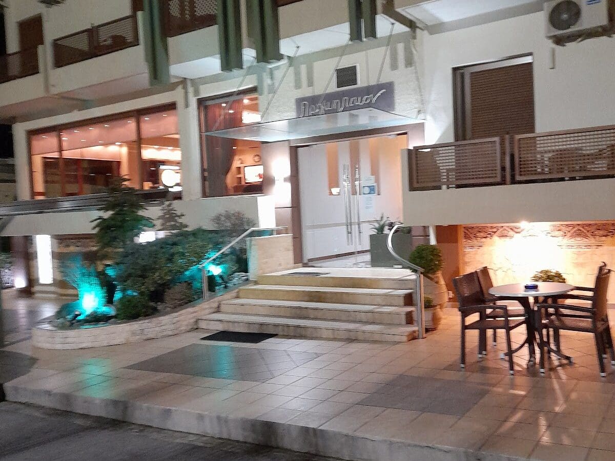 ΠΡΙΓΚΗΠΙΚΟΝ - ΛΟΥΤΡΑ  ΥΠΑΤΗΣ 0, 35016  ΛΟΥΤΡΑ ΥΠΑΤΗΣ