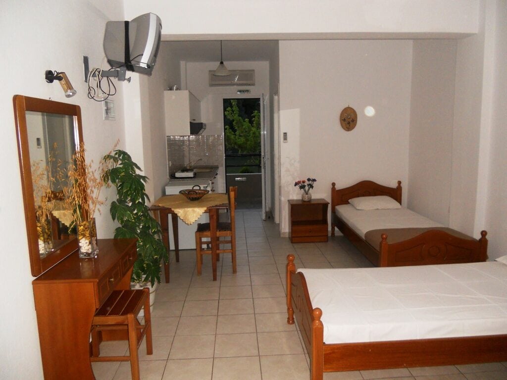 STUDIOS ANAGNOSTOU - ΕΠΙ ΑΓΡΟΤΕΜΑΧΙΟΥ ΑΣΚΑΜΝΙΑ 0, 63088 ΝΙΚΗΤΗ ΝΙΚΗΤΗ