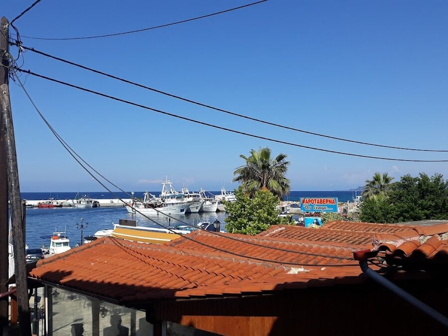 ΠΕΡΙΣΤΕΡΙΑΝΟΣ - ΝΕΑ ΣΚΙΩΝΗ 0, 63077  ΚΑΣΣΑΝΔΡΕΙΑ