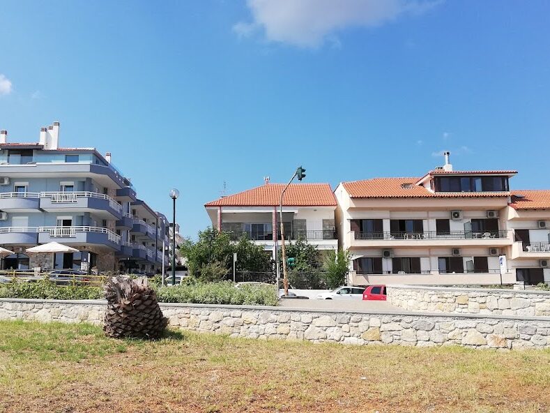 ΚΛΑΡΟΥΜΕΝΟΥ ΑΝΑΣΤΑΣΙΑ - ΝΕΑ ΦΩΚΑΙΑ 0, 63077  ΚΑΣΣΑΝΔΡΕΙΑ