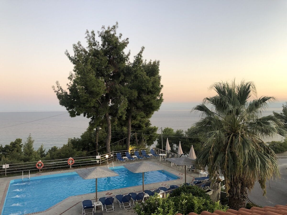 ΘΕΑ - ΚΑΛΑΝΔΡΑ (ΠΟΣΕΙΔΙ) 0, 63077  ΚΑΛΑΝΔΡΑ (ΠΟΣΕΙΔΙ)
