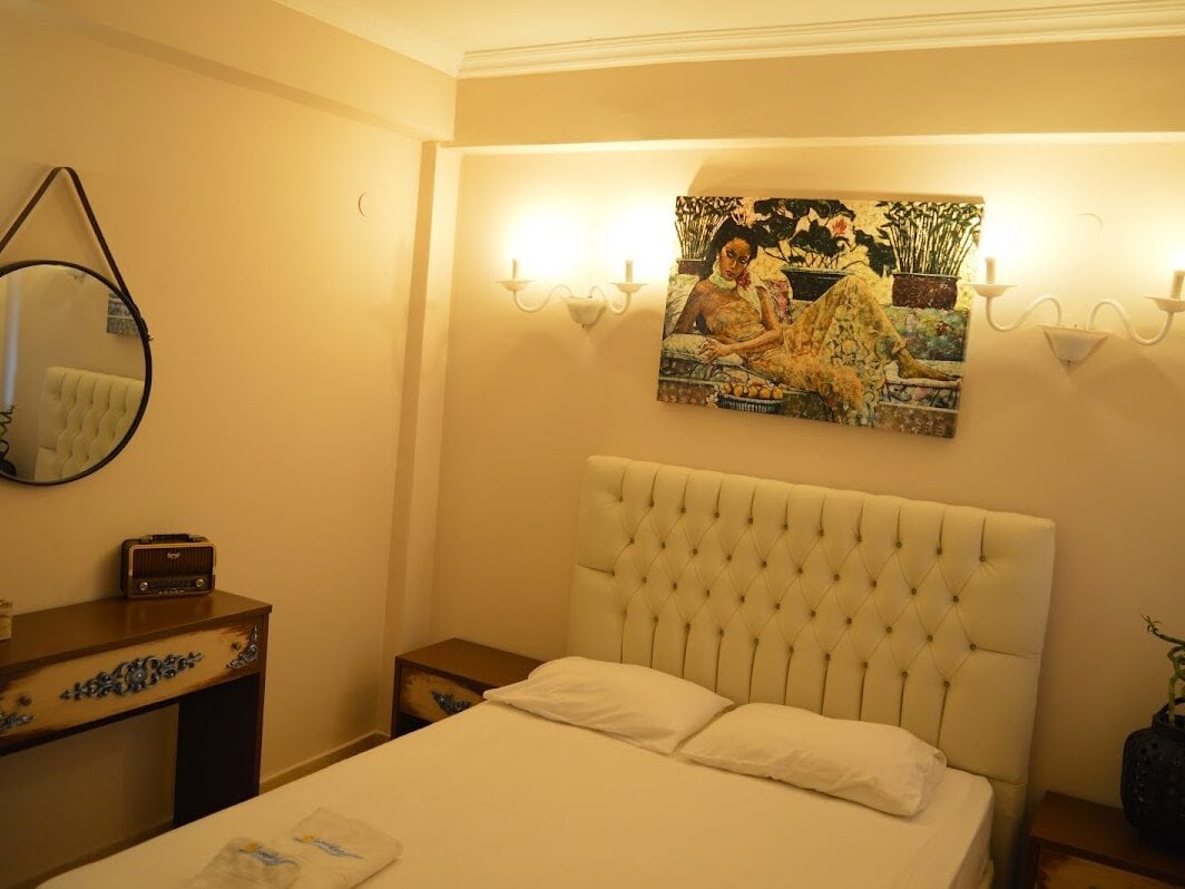 LEONIDAS APARTMENTS AND SUITES 2 - ΜΟΛΑ ΚΑΛΥΒΑ 0, 63077  ΚΑΣΣΑΝΔΡΕΙΑ