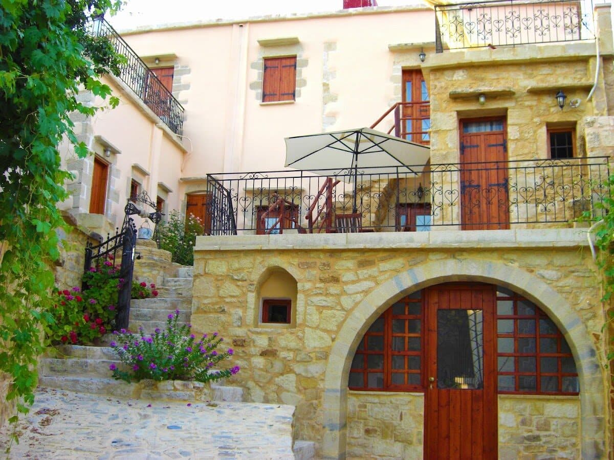ΠΑΤΡΙΚΟ - ΒΑΦΕΣ ΑΠΟΚΟΡΩΝΟΥ ΧΑΝΙΩΝ 0, 73007  ΒΡΥΣΕΣ