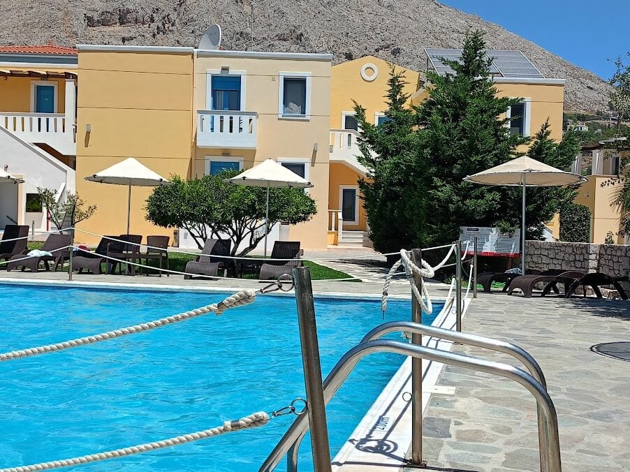 PEARL BAY HOTEL