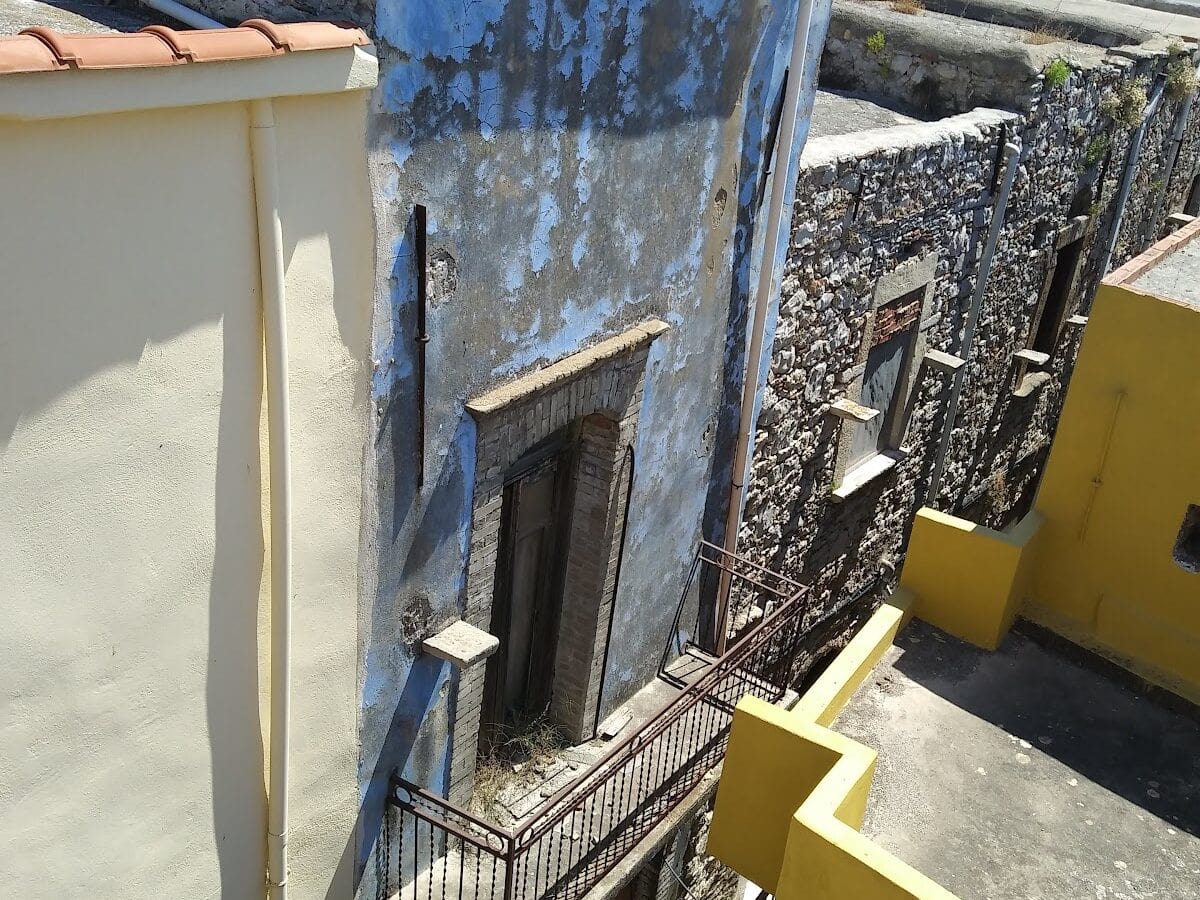 ΤΟ ΠΟΥΝΤΙ - ΠΥΡΓΙ 0, 82102  ΚΑΛΑΜΩΤΗ