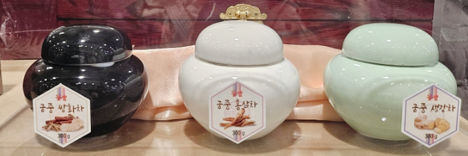 A selection of traditional Korean teas including green tea, barley tea, and citron tea.